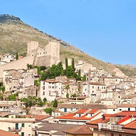 Il Fiore In Una Stanza Itri Dış mekan fotoğraf